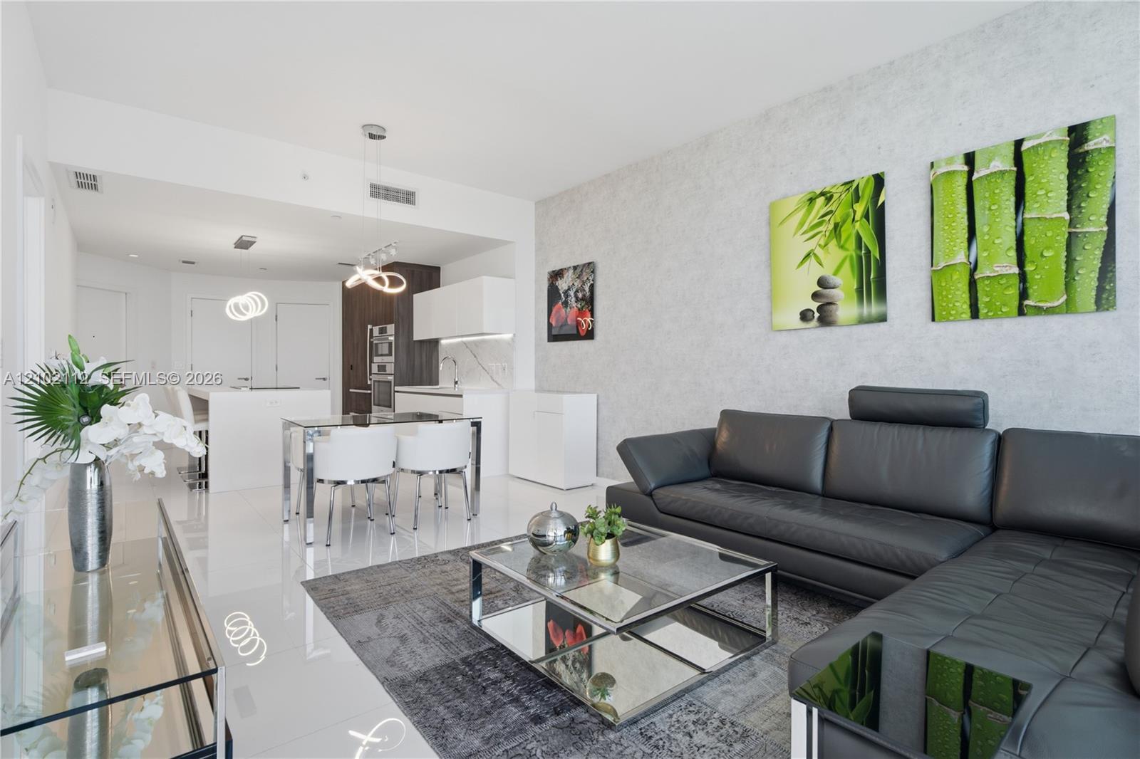 851 NE 1st Ave # 3906, Miami FL 33132 photo 3