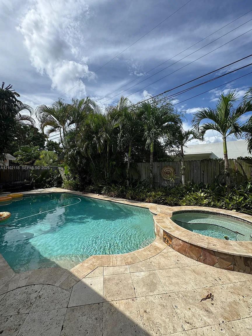 6811 SW 6th St, Miami FL 33144 photo 3