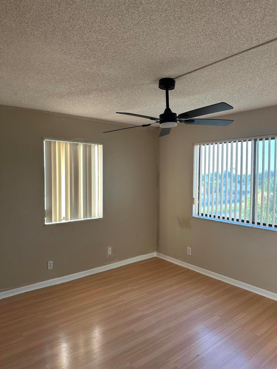 8020 HAMPTON Boulevard # 410, North Lauderdale FL 33068 photo 3