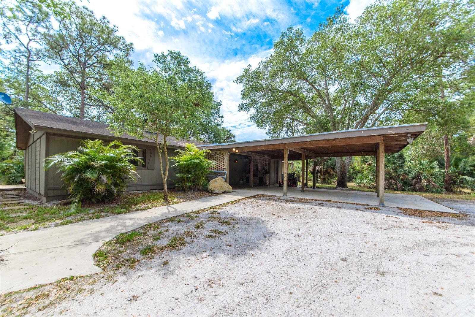 2833 F Road, FL 33470 photo 3