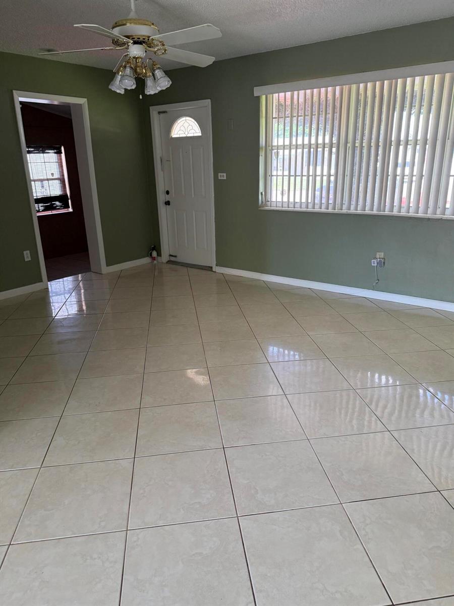 7440 FREEDOM Street, Hollywood FL 33024 photo 5