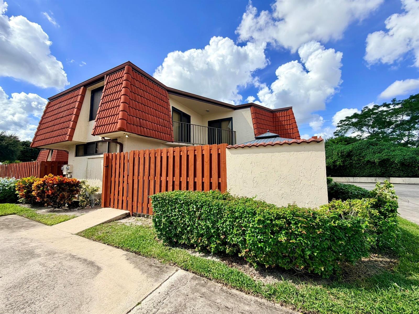 3870 VICTORIA Drive, West Palm Beach FL 33406 photo 3