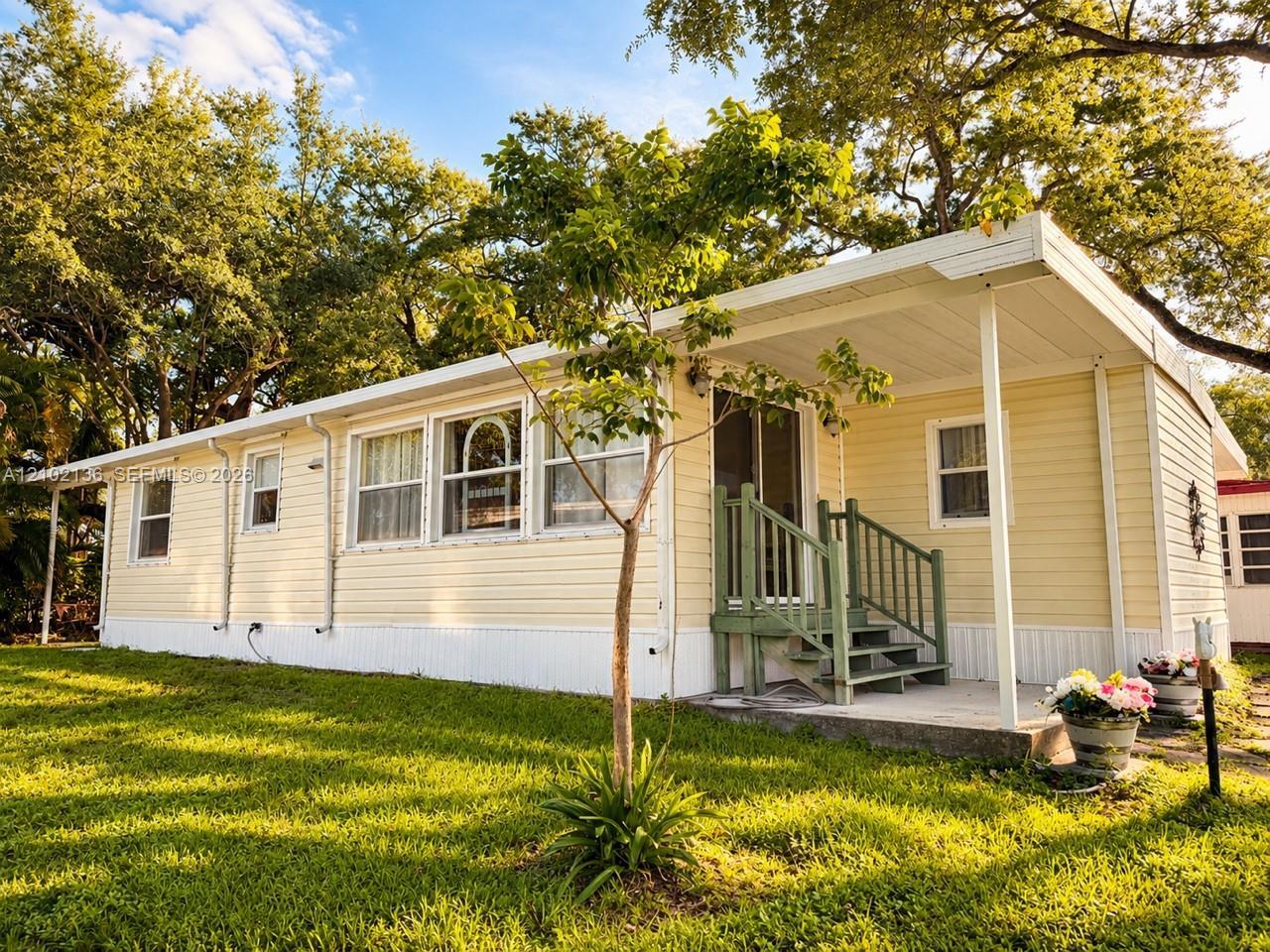 121 Eleuthera Dr, Dania Beach FL 33004 photo 2