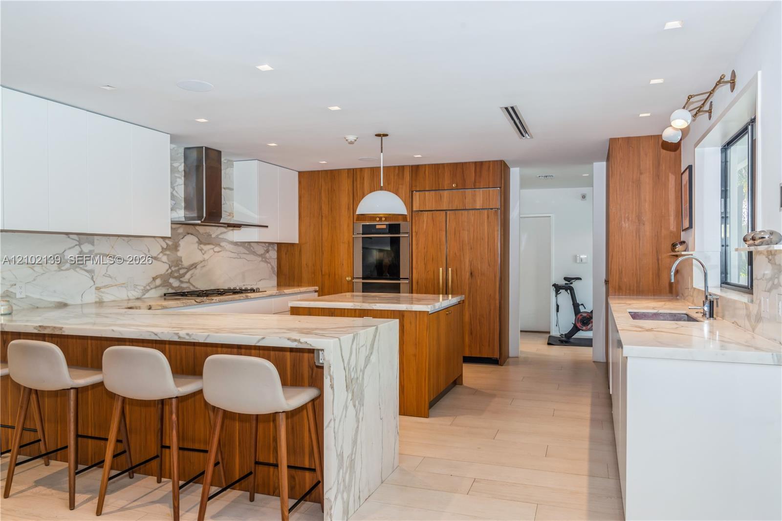 1035 Catalonia Ave, Coral Gables FL 33134 photo 5