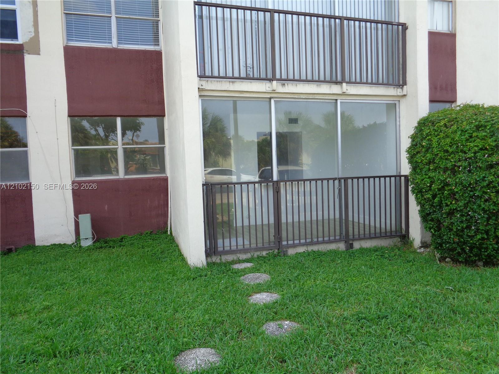 9431 SW 4th St # 7, Miami FL 33174 photo 2