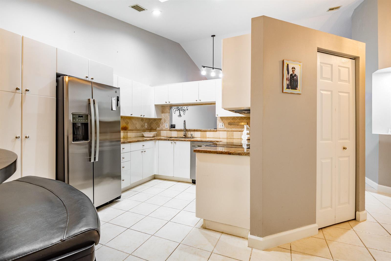 8106 VIA DI VENETO, Boca Raton FL 33496 photo 4