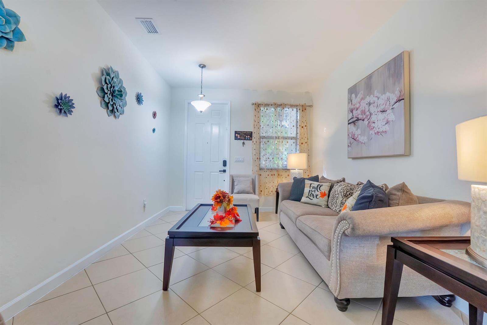 6946 NW HALTON PARK Lane # 1, Coconut Creek FL 33073 photo 4