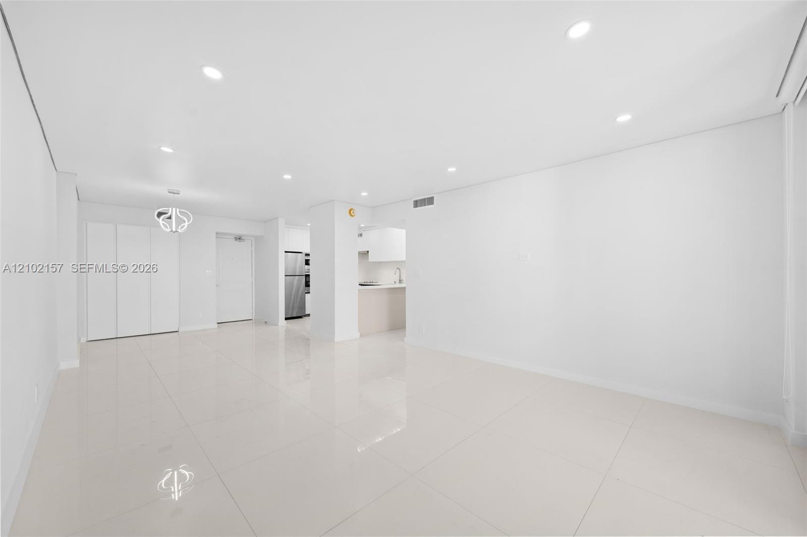 100 Bayview Dr # 1919, Sunny Isles Beach FL 33160 photo 3