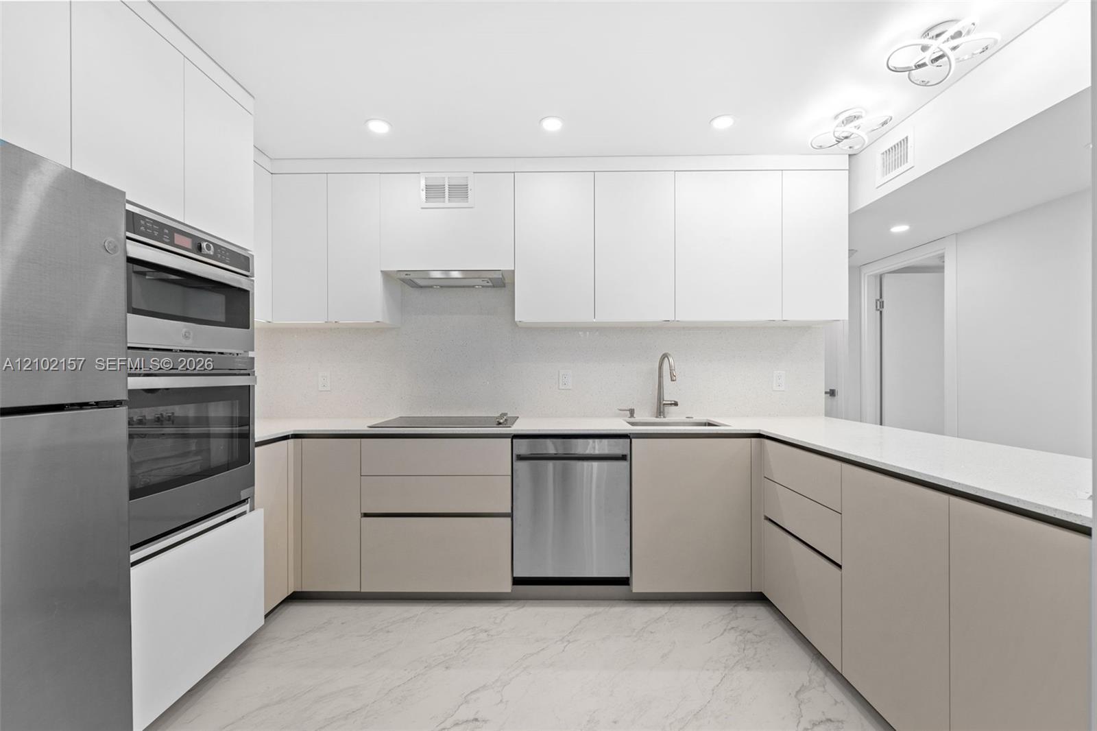 100 Bayview Dr # 1919, Sunny Isles Beach FL 33160 photo 5