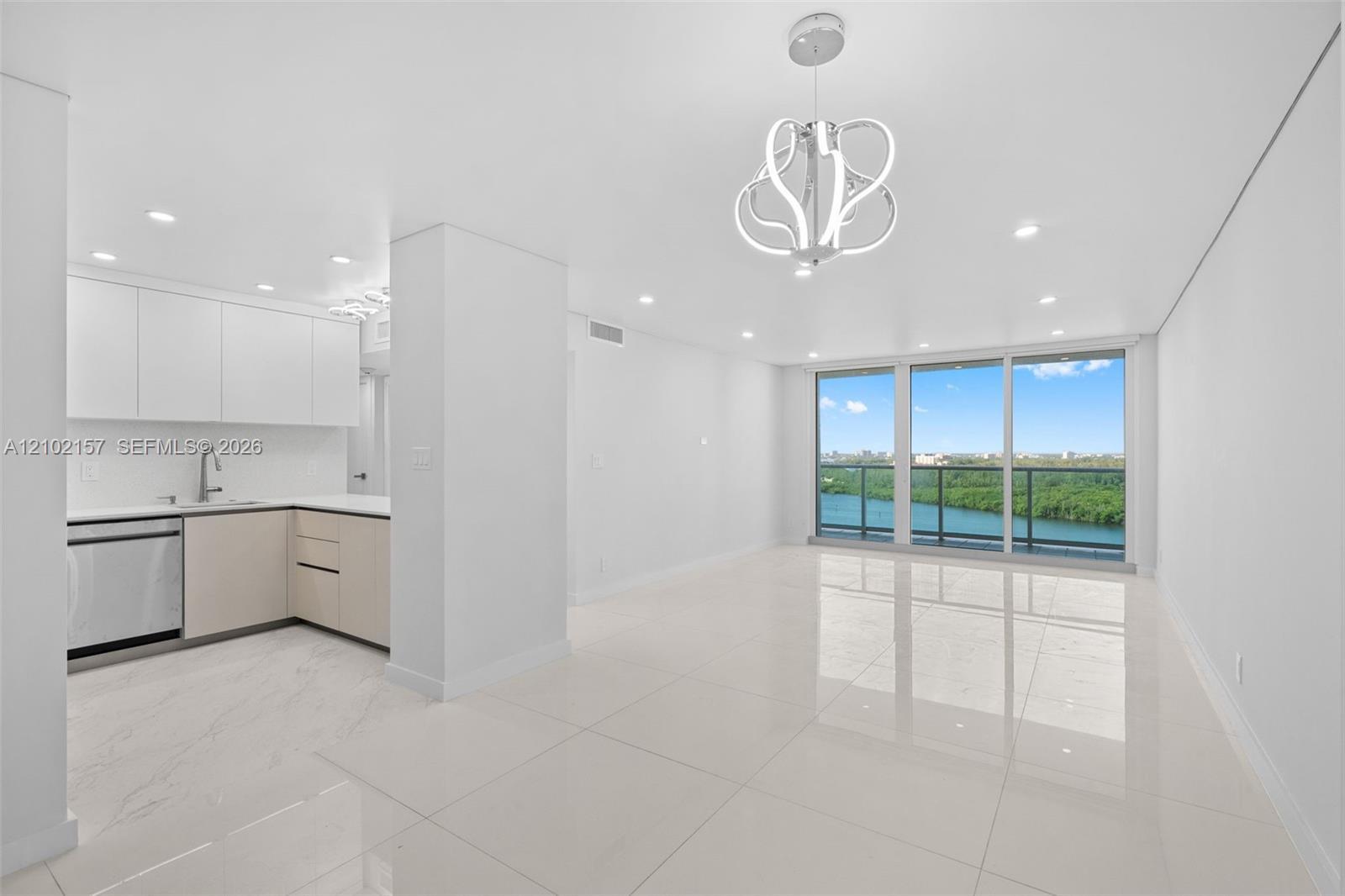 100 Bayview Dr # 1919, Sunny Isles Beach FL 33160 photo 4