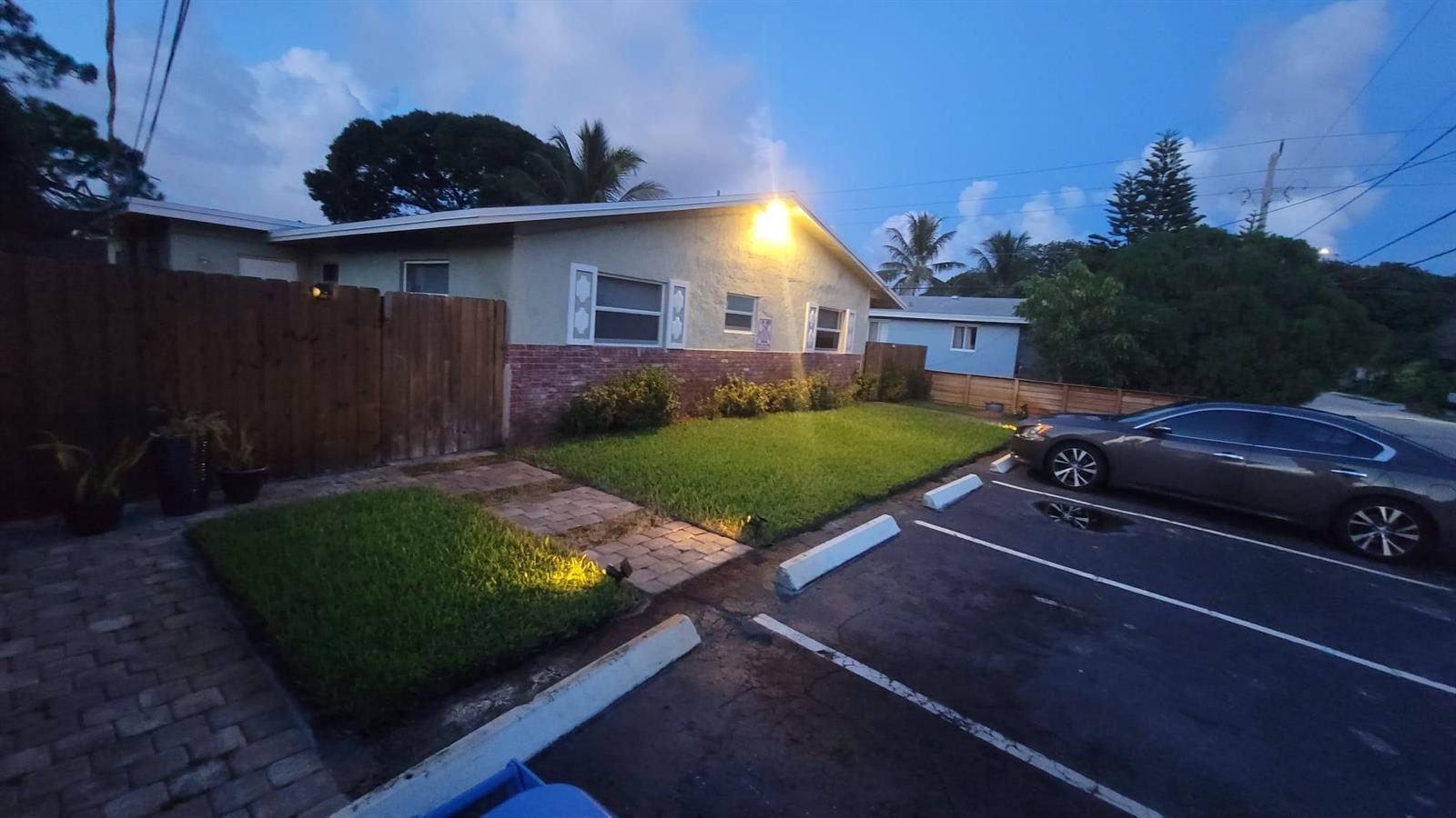 981 NE 36TH Street # 1, Oakland Park FL 33334
