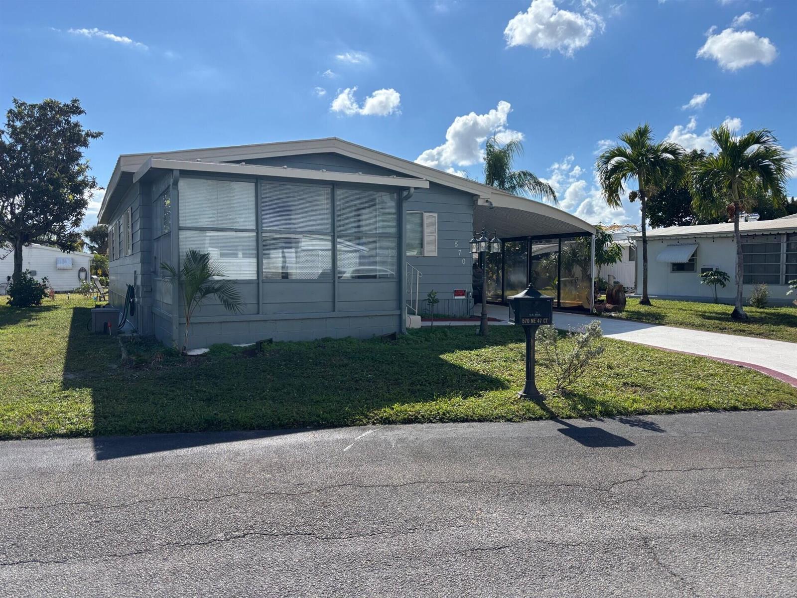 570 NE 47th Court, Deerfield Beach FL 33064 photo 3