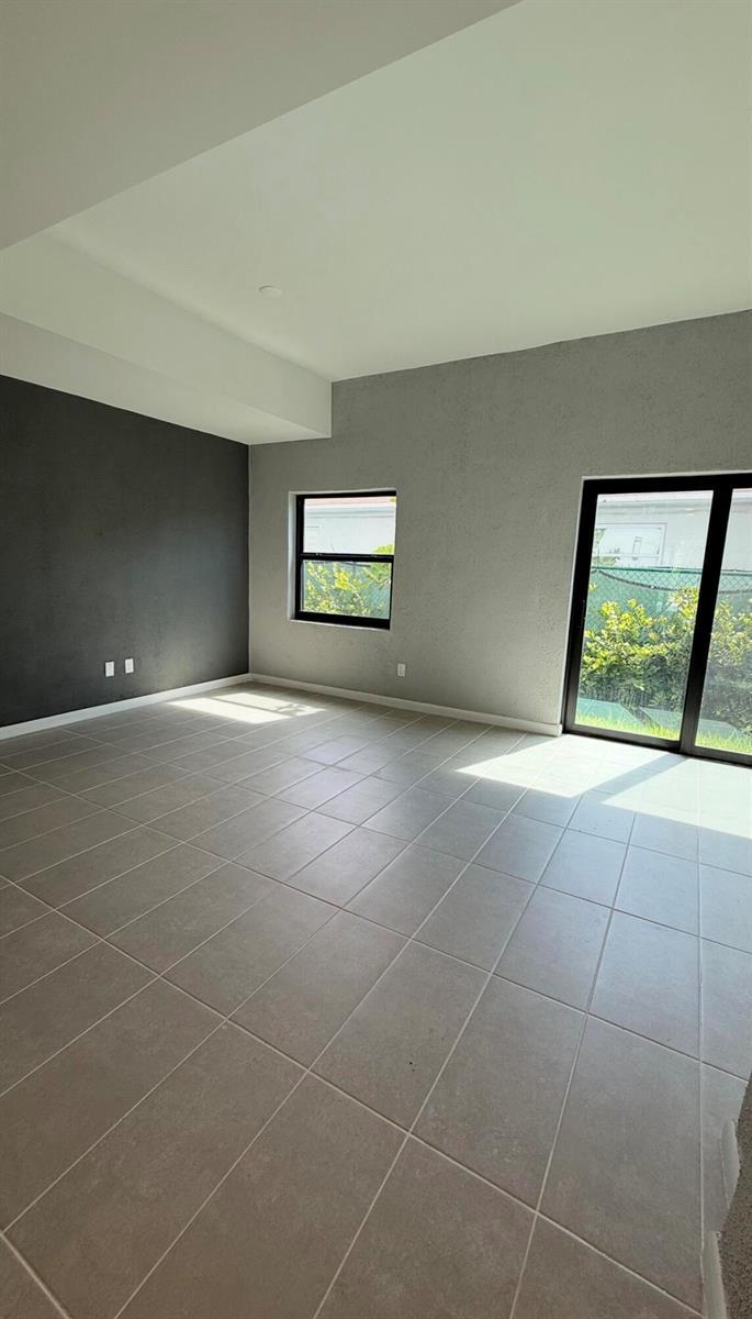 2511 PIERCE Street # 2, Hollywood FL 33020 photo 4