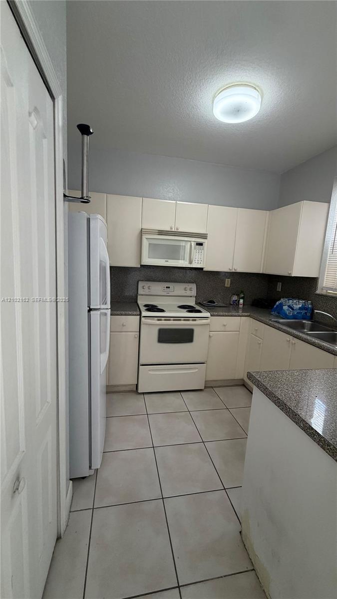 7030 NW 177th St # A104, Hialeah FL 33015 photo 4