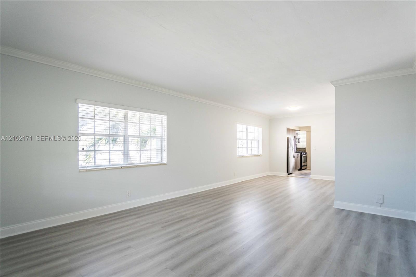 320 84th St # 7, Miami Beach FL 33141 photo 3