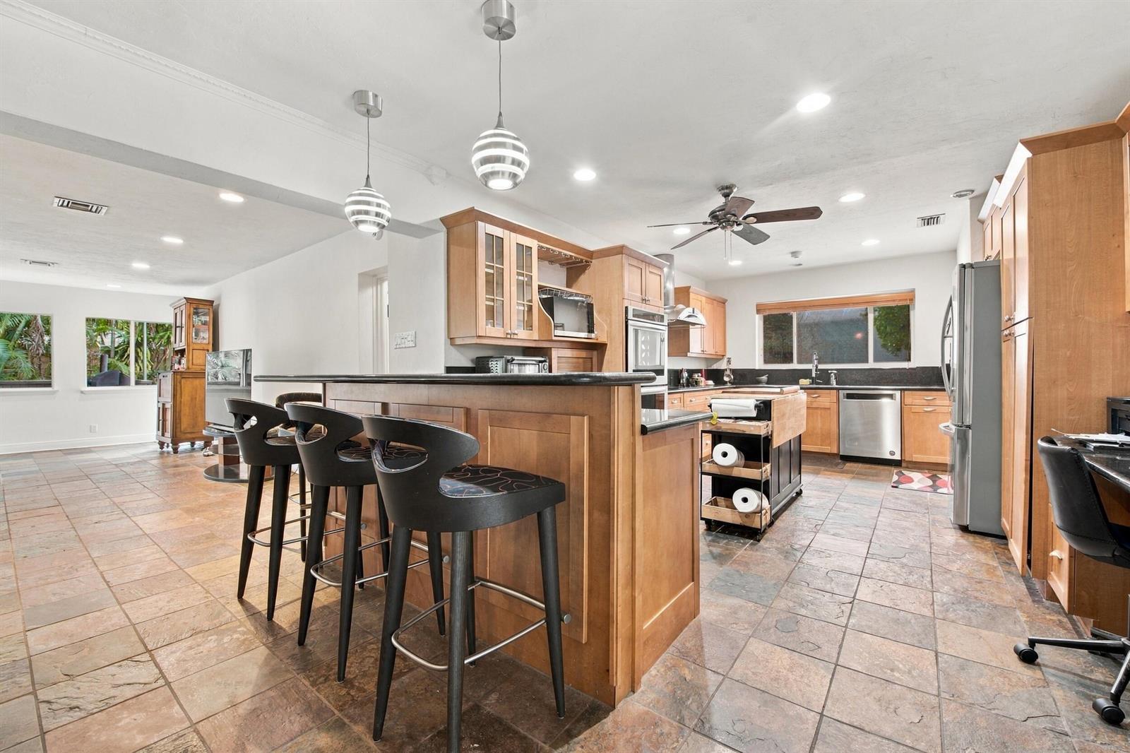 1818 NE 20th Street, Fort Lauderdale FL 33305 photo 4