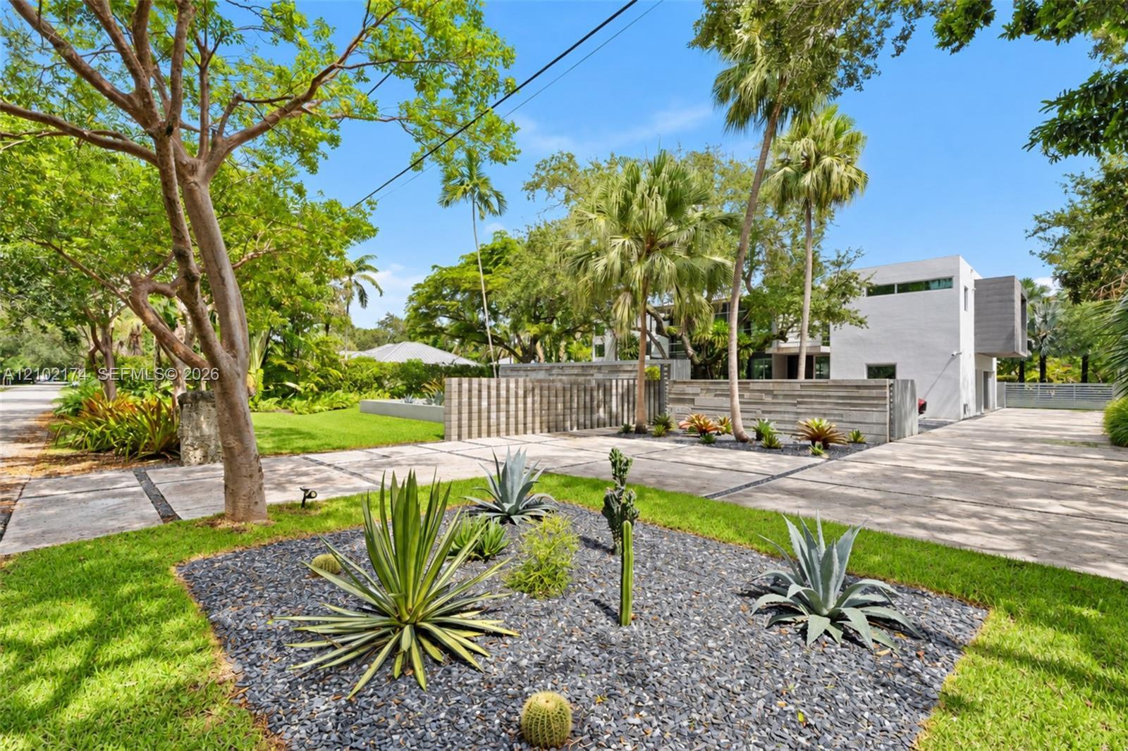 12625 SW 78th Ave, Pinecrest FL 33156 photo 3
