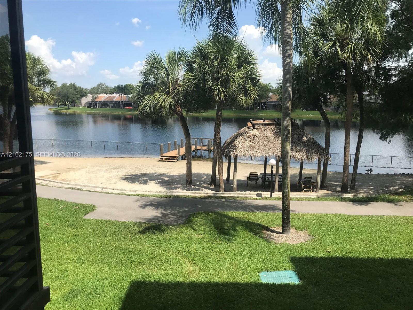1101 Colony Point Cir # 206, Pembroke Pines FL 33026 photo 2