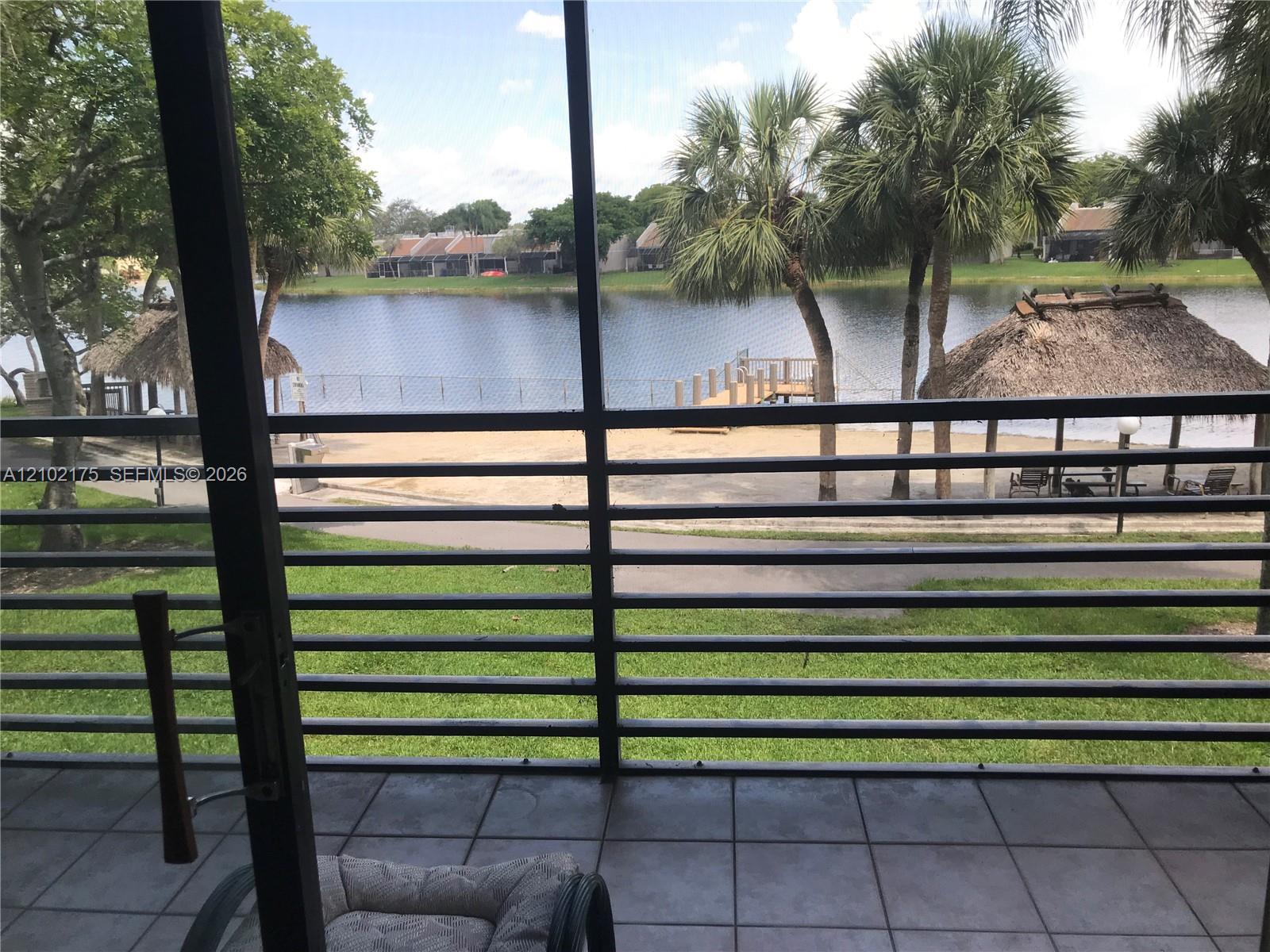 1101 Colony Point Cir # 206, Pembroke Pines FL 33026 photo 4