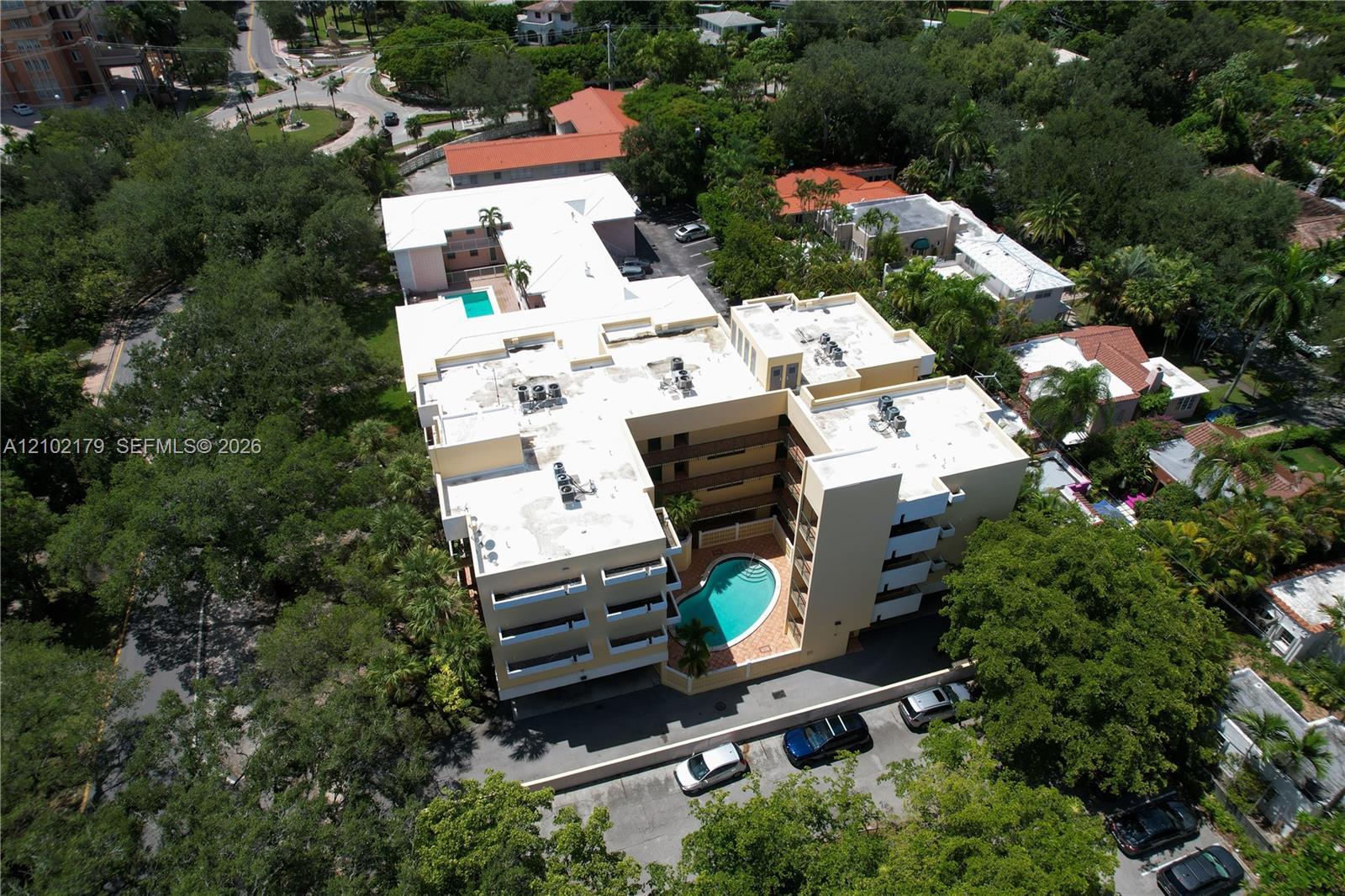 525 Coral Way # 403, Coral Gables FL 33134