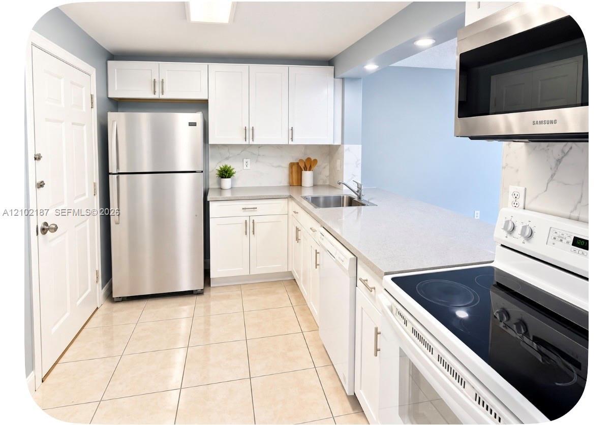 9611 SW 77th Ave # 108A, Miami FL 33156 photo 2