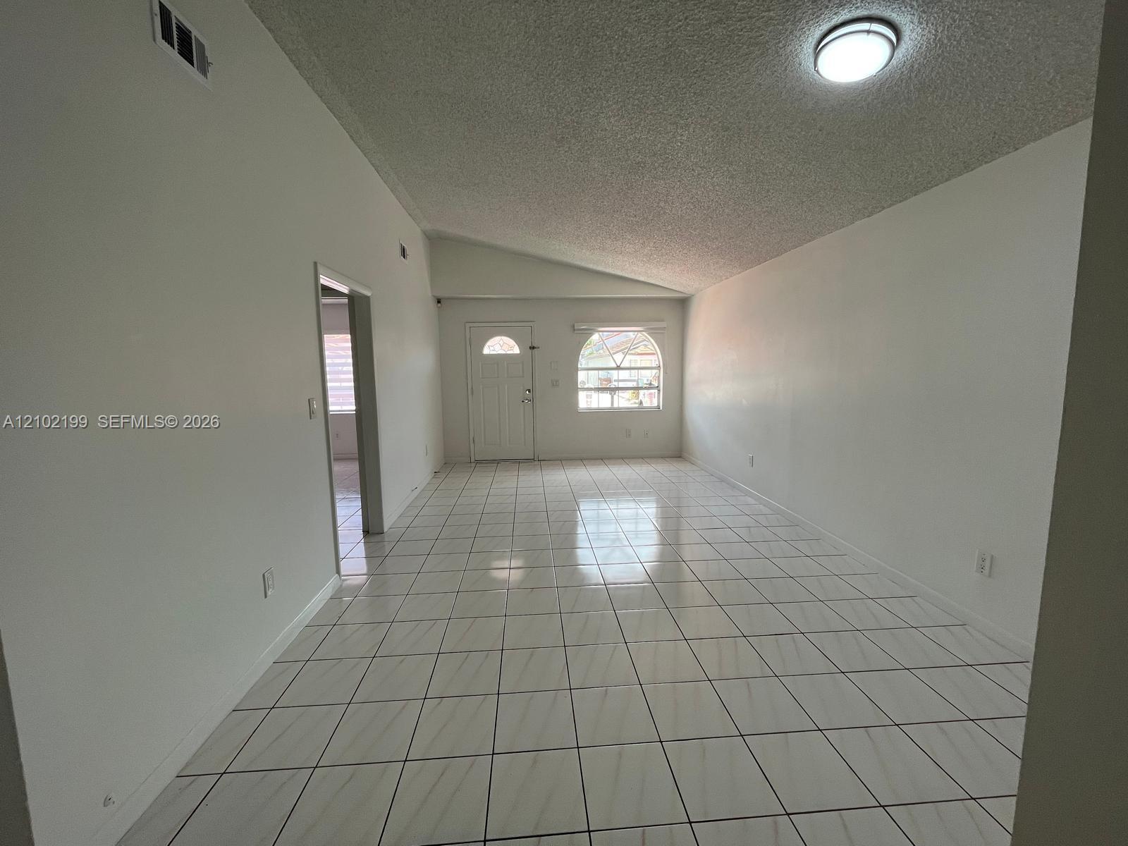 2682 W 74th Ter, Hialeah FL 33016 photo 5