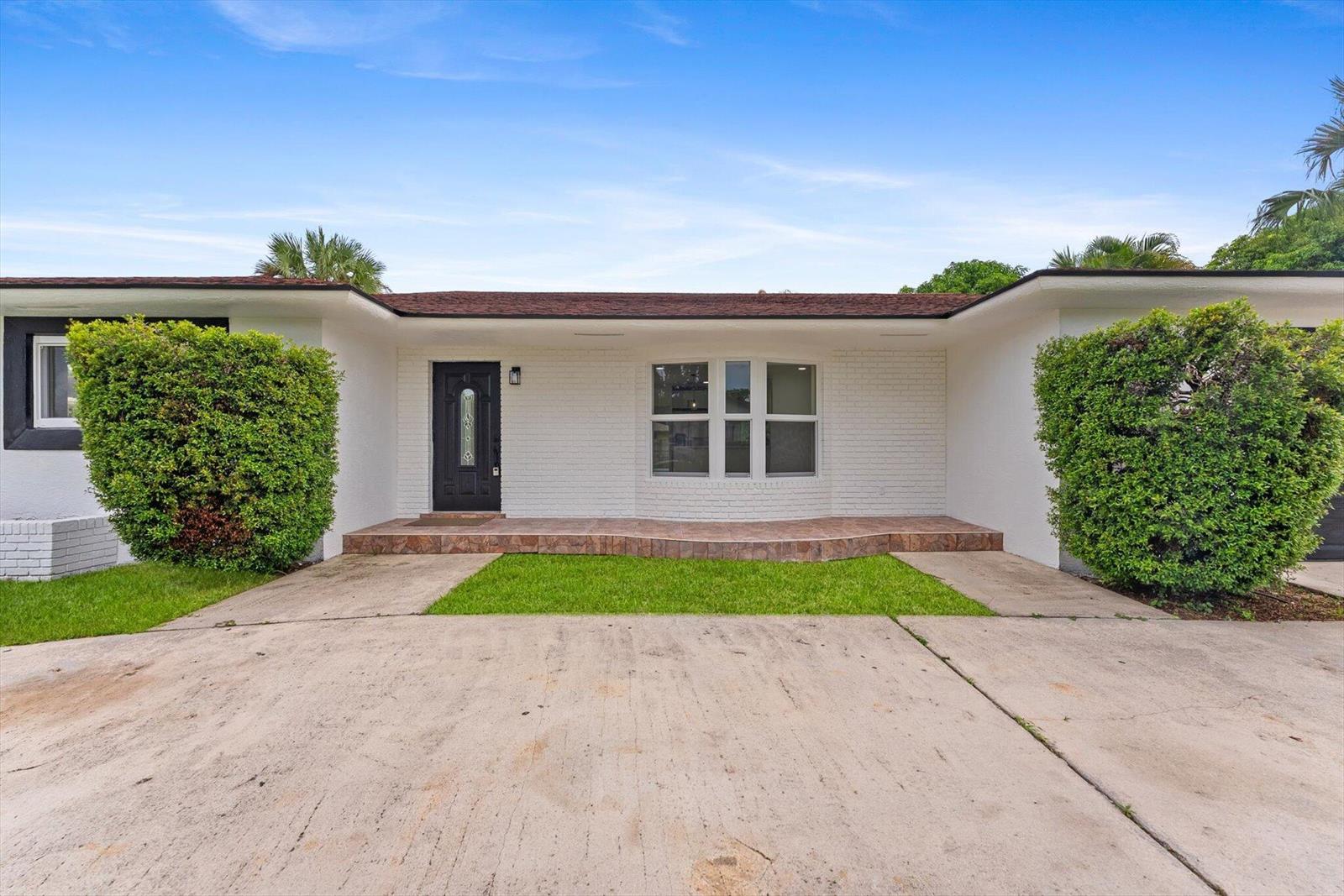 1660 40TH Street, West Palm Beach FL 33407 photo 3