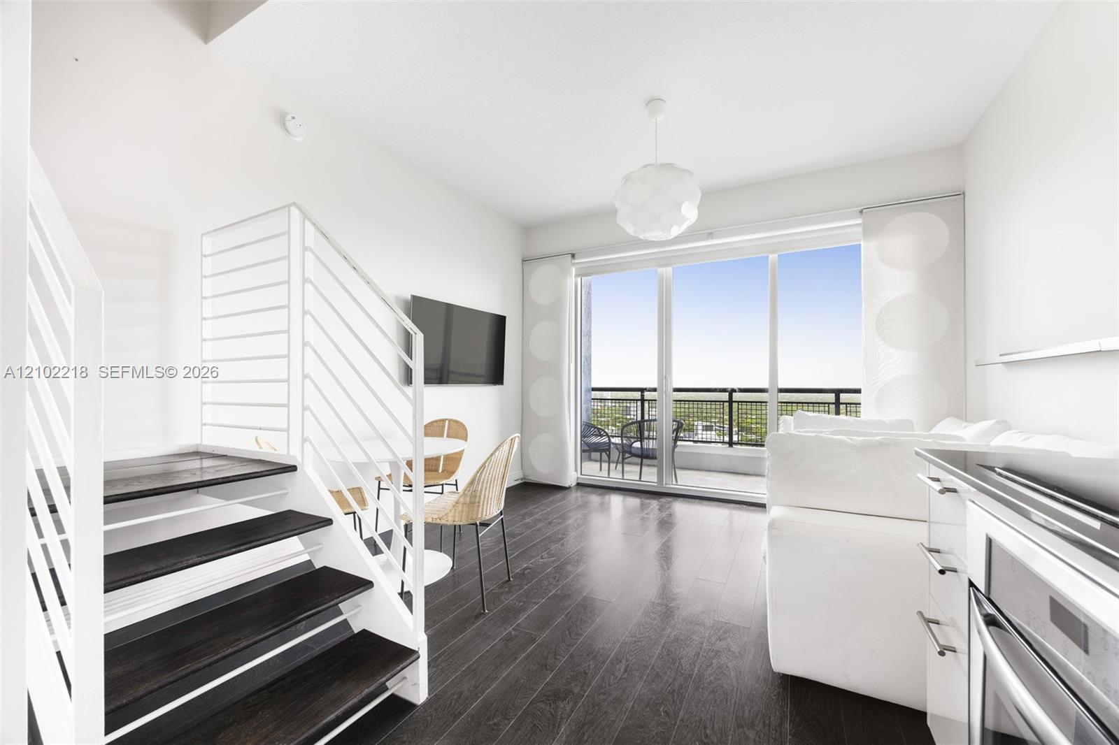 60 SW 13th St # 2417, Miami FL 33130