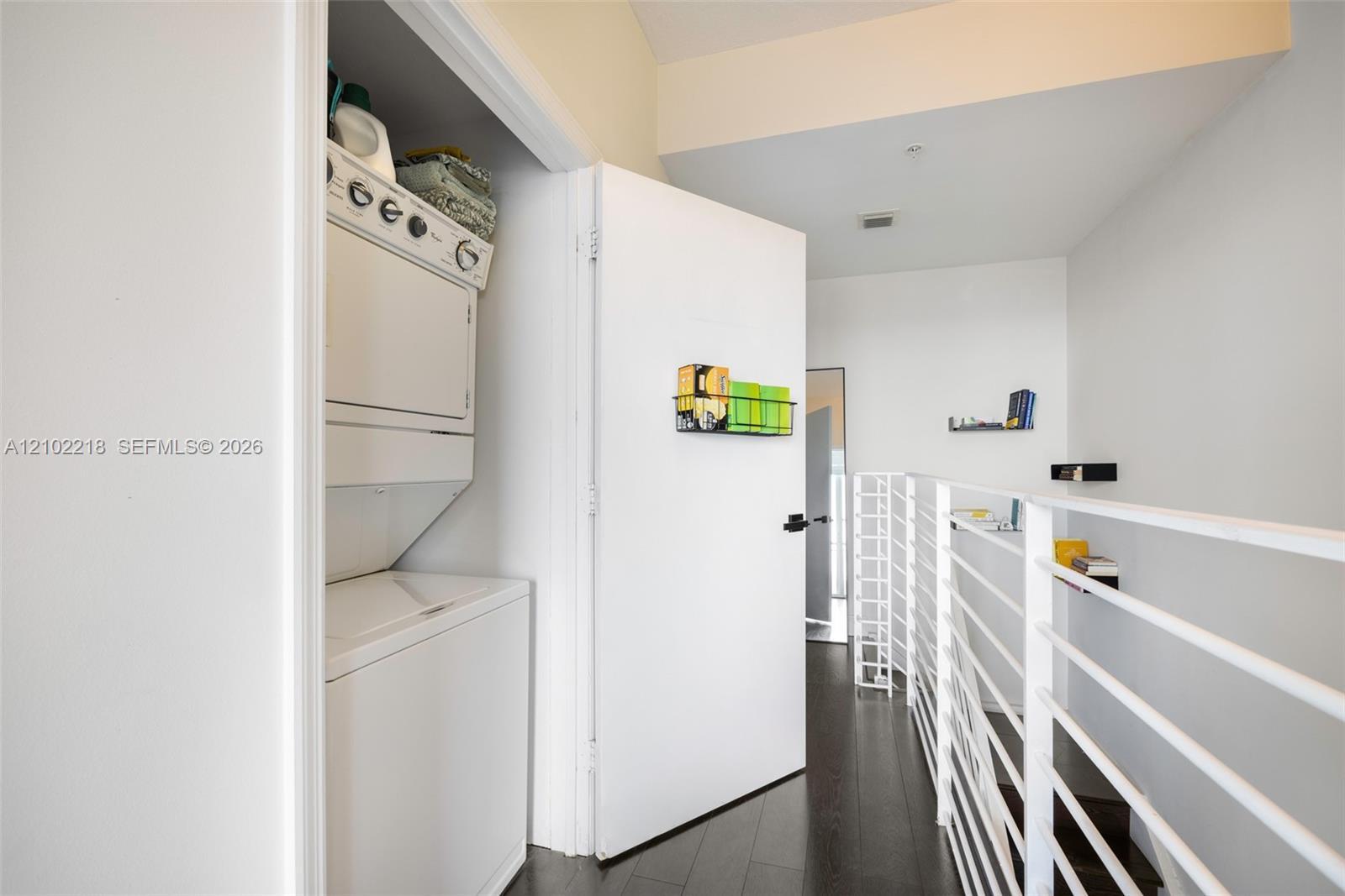 60 SW 13th St # 2417, Miami FL 33130 photo 5