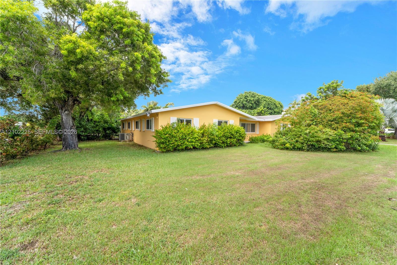 17720 SW 89th Ct, Palmetto Bay FL 33157 photo 2