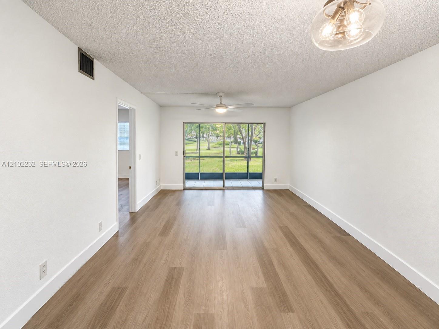 12501 SW 14th St # 101R, Pembroke Pines FL 33027