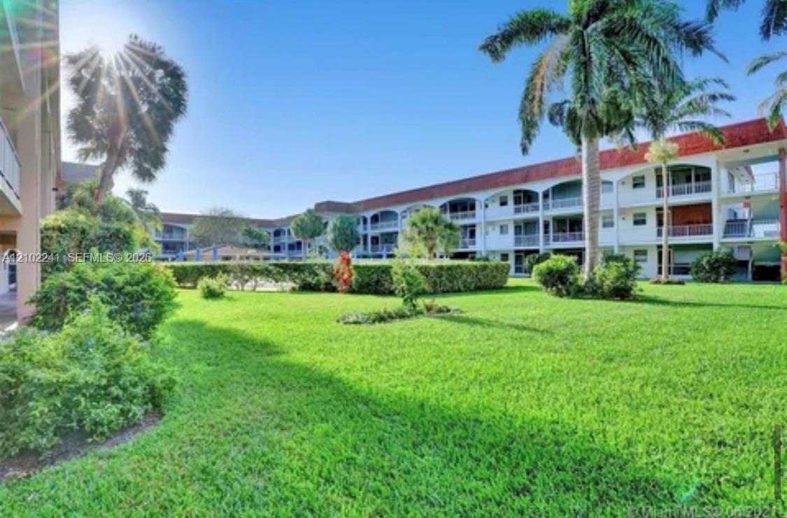 501 Blue Heron Dr # A, Hallandale Beach FL 33009 photo 4