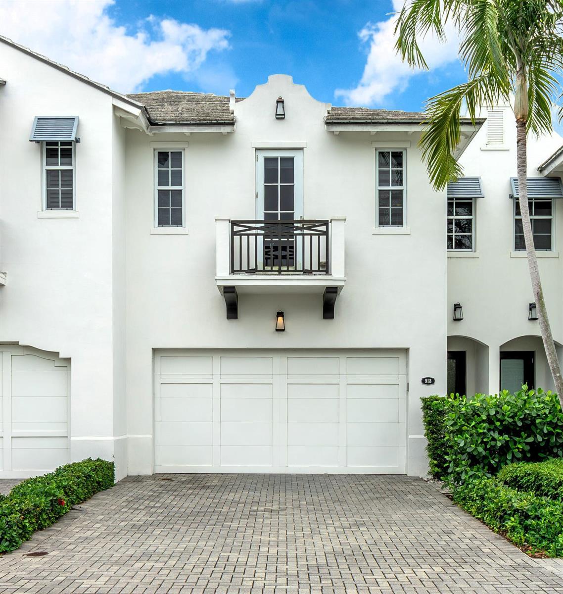 918 St George Boulevard, Delray Beach FL 33483 photo 2
