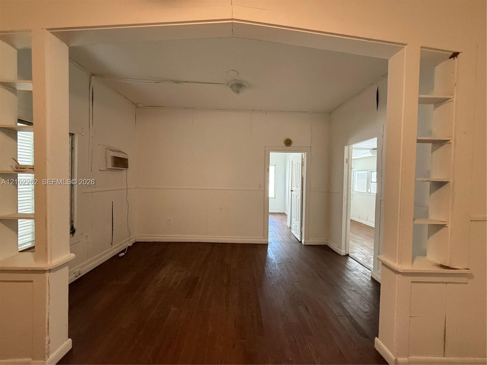 2246 Polk St, Hollywood FL 33020 photo 2