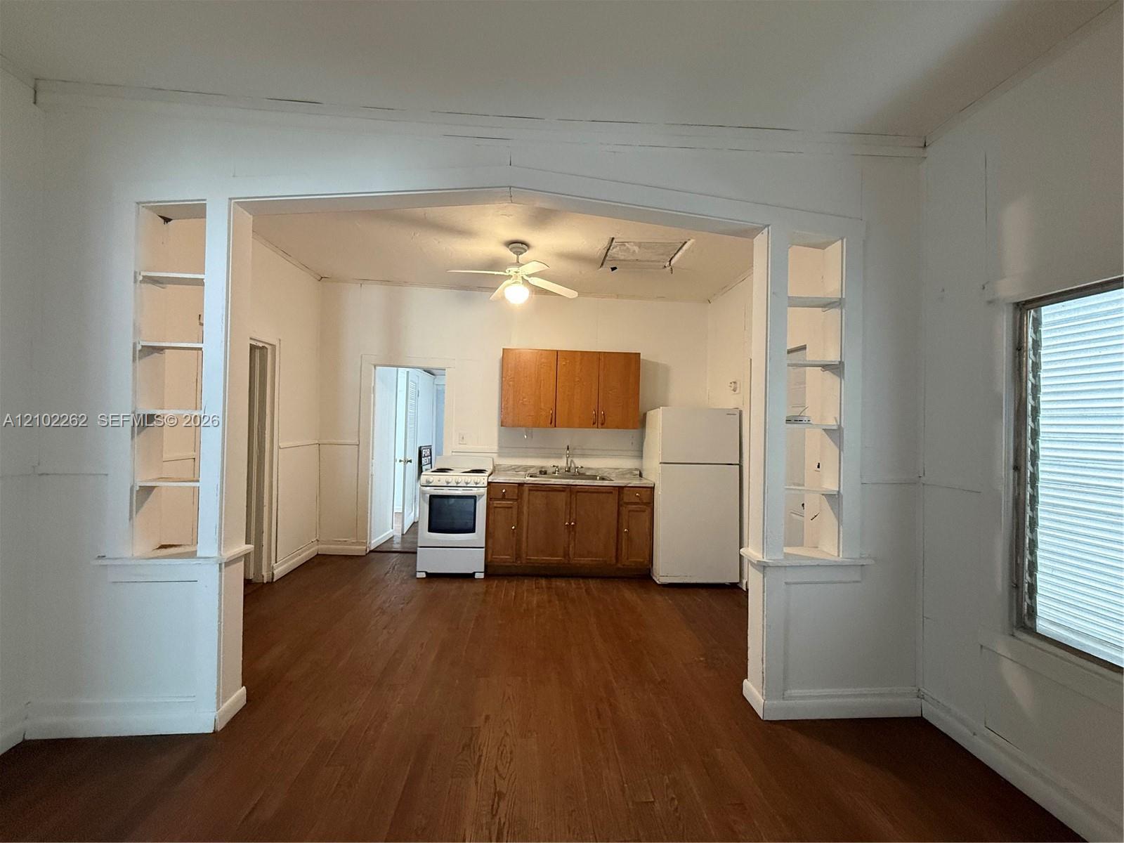 2246 Polk St, Hollywood FL 33020 photo 4