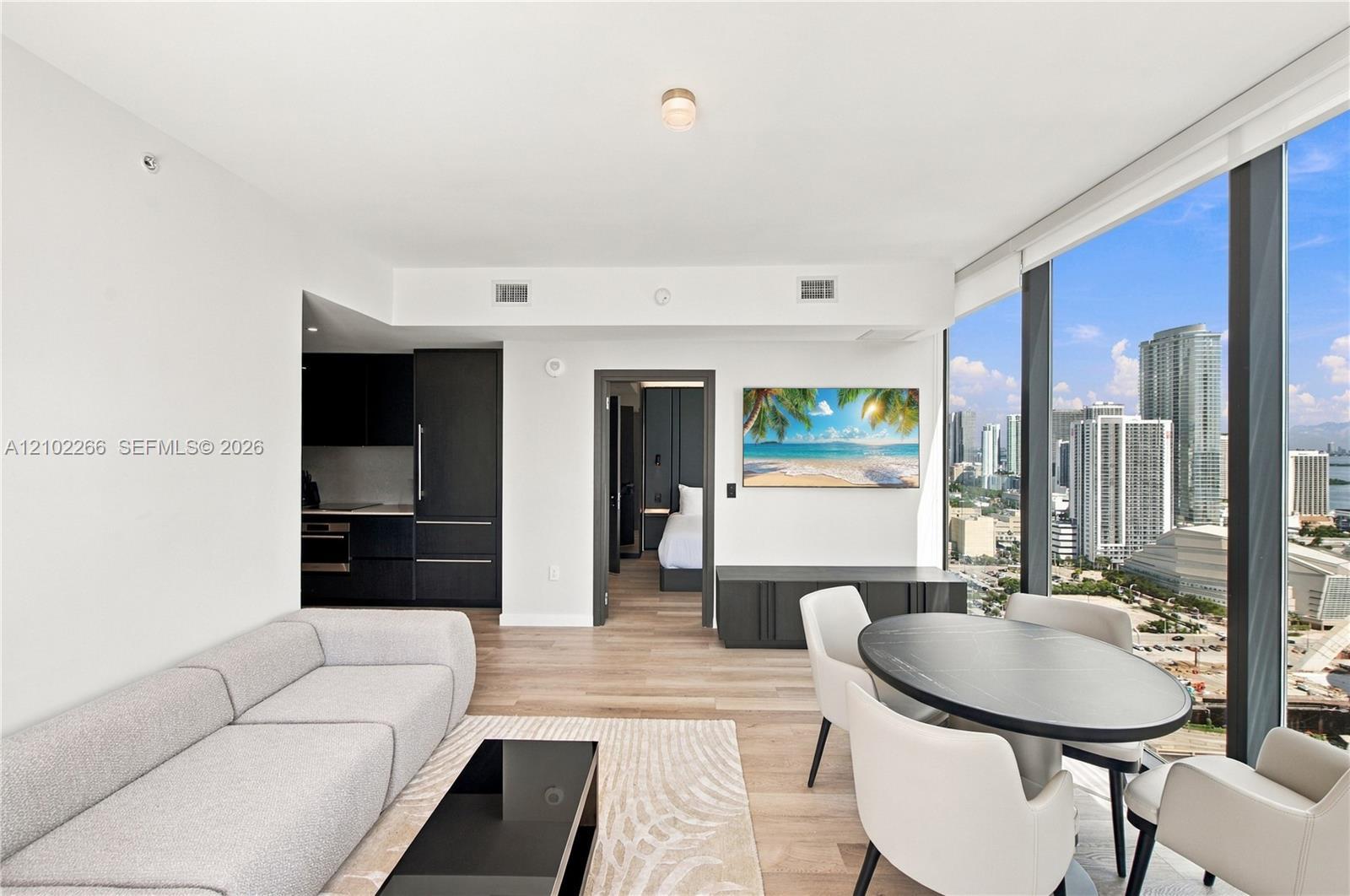 20 NE 11th # 3308, Miami FL 33132 photo 3