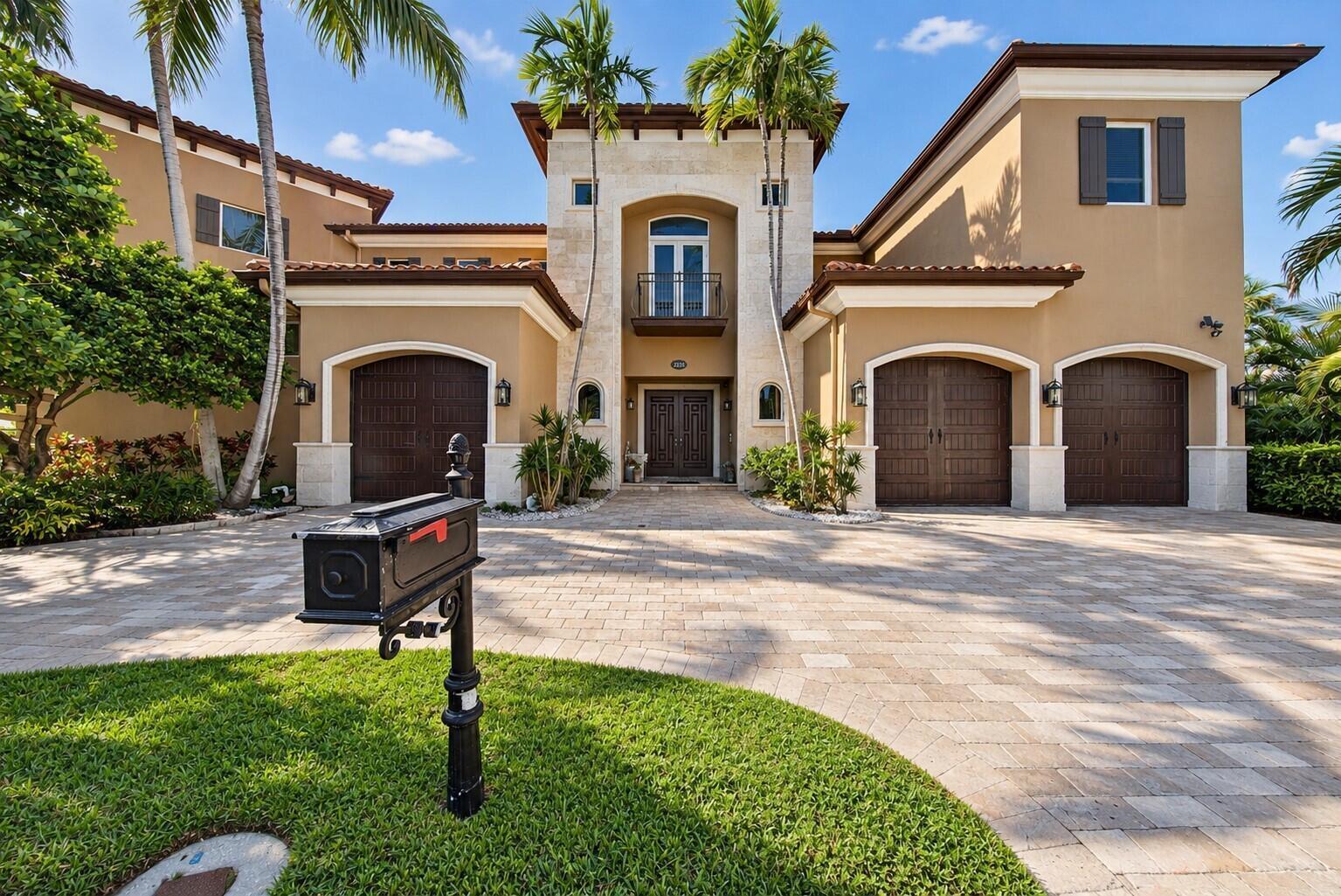 2311 NE 35TH Street, Lighthouse Point FL 33064 photo 4