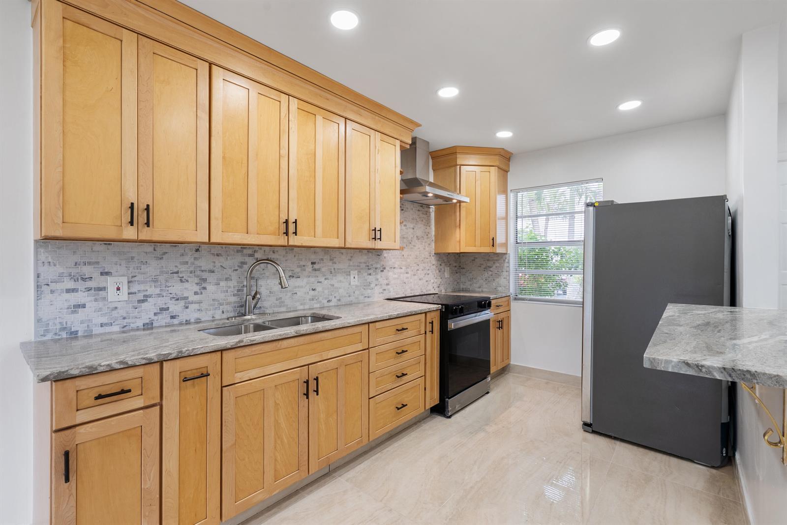 100 Lake Rebecca Drive, West Palm Beach FL 33411 photo 3