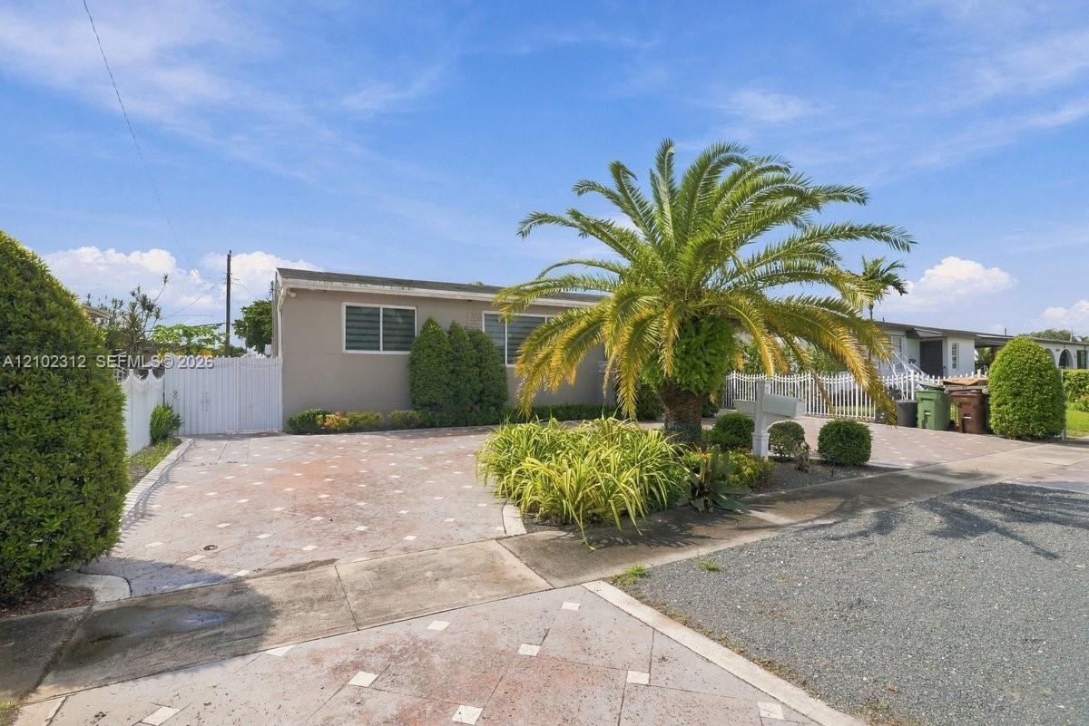120 W 63rd St, Hialeah FL 33012 photo 4