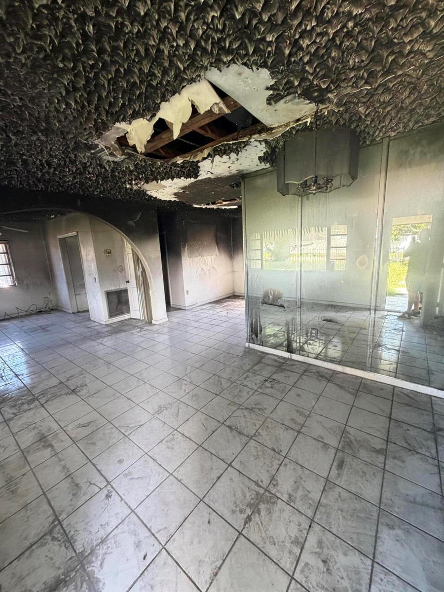 2850 NW 160TH Street, Miami Gardens FL 33054 photo 4