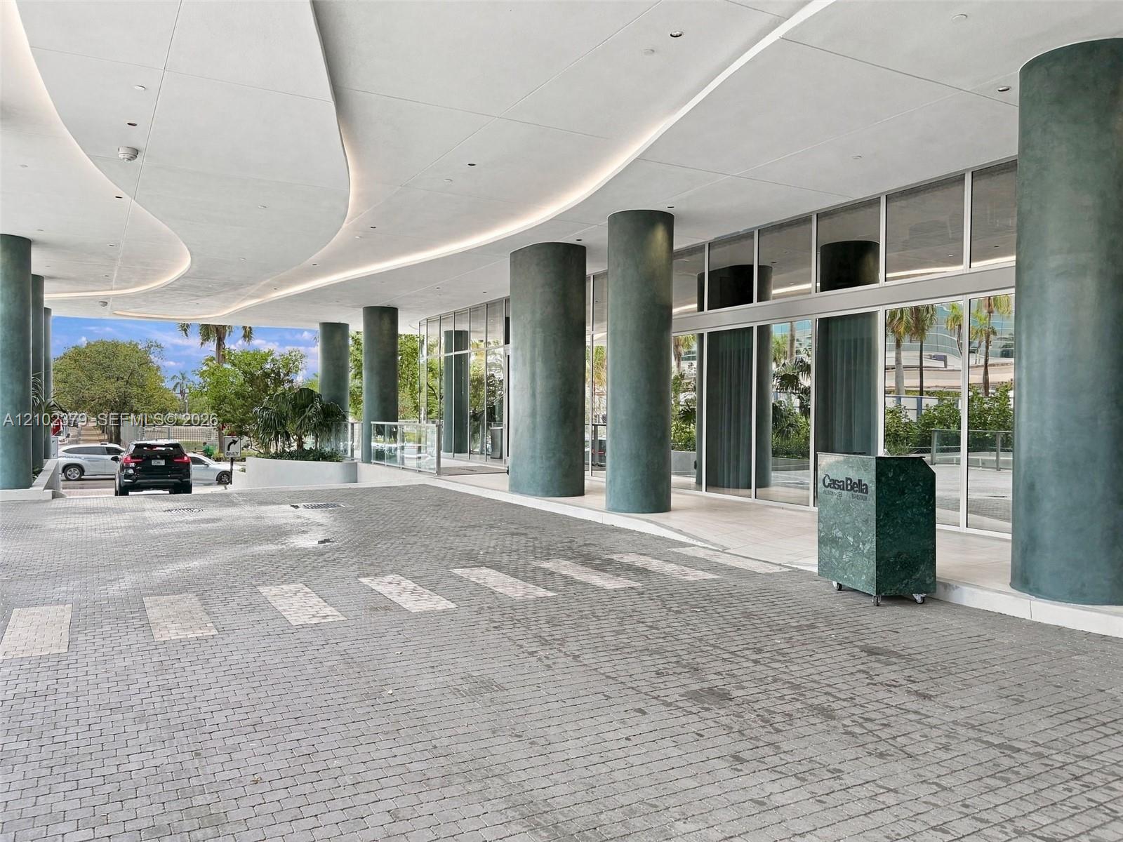 1400 BISCAYNE BLVD # 3803, Miami FL 33132 photo 4