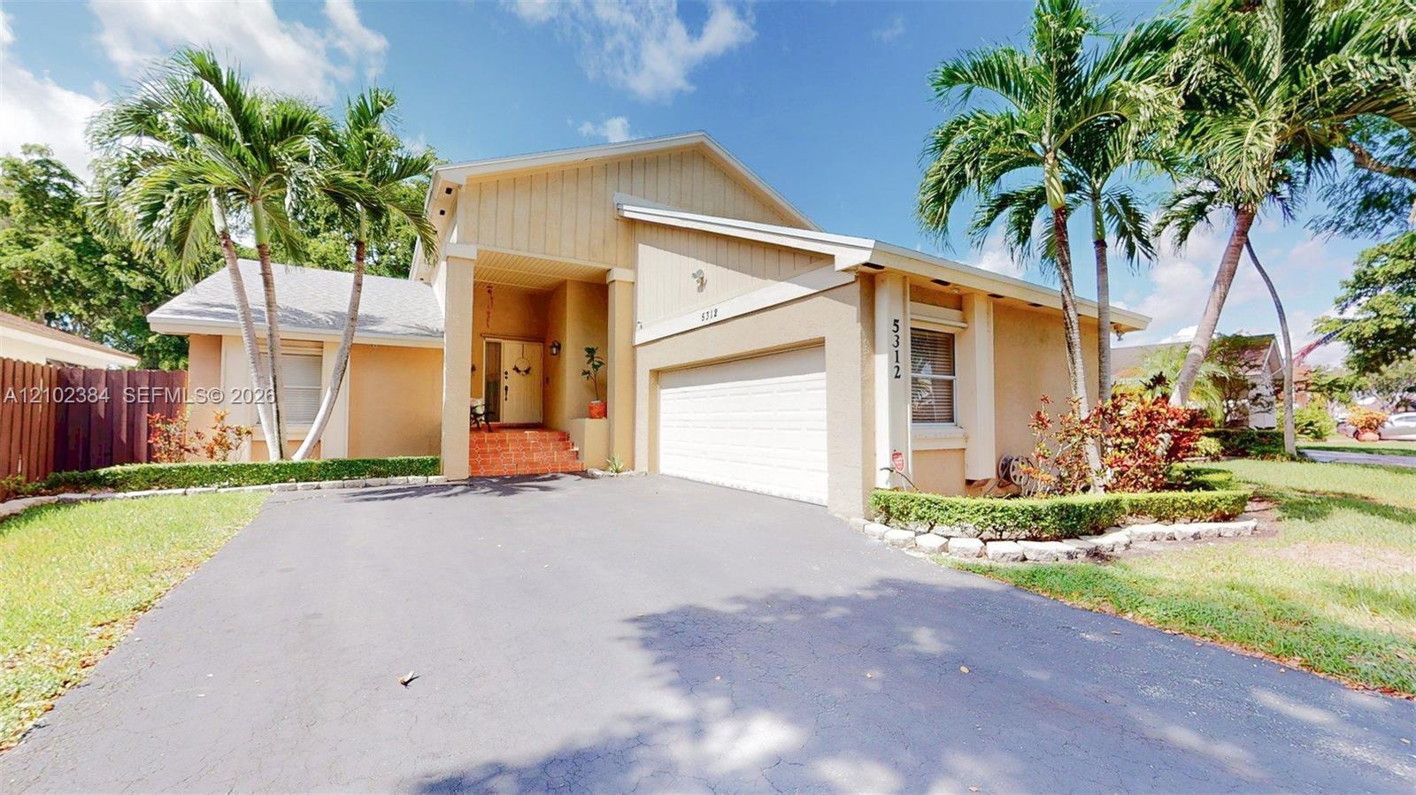 5312 SW 151st Pl, Miami FL 33185 photo 3