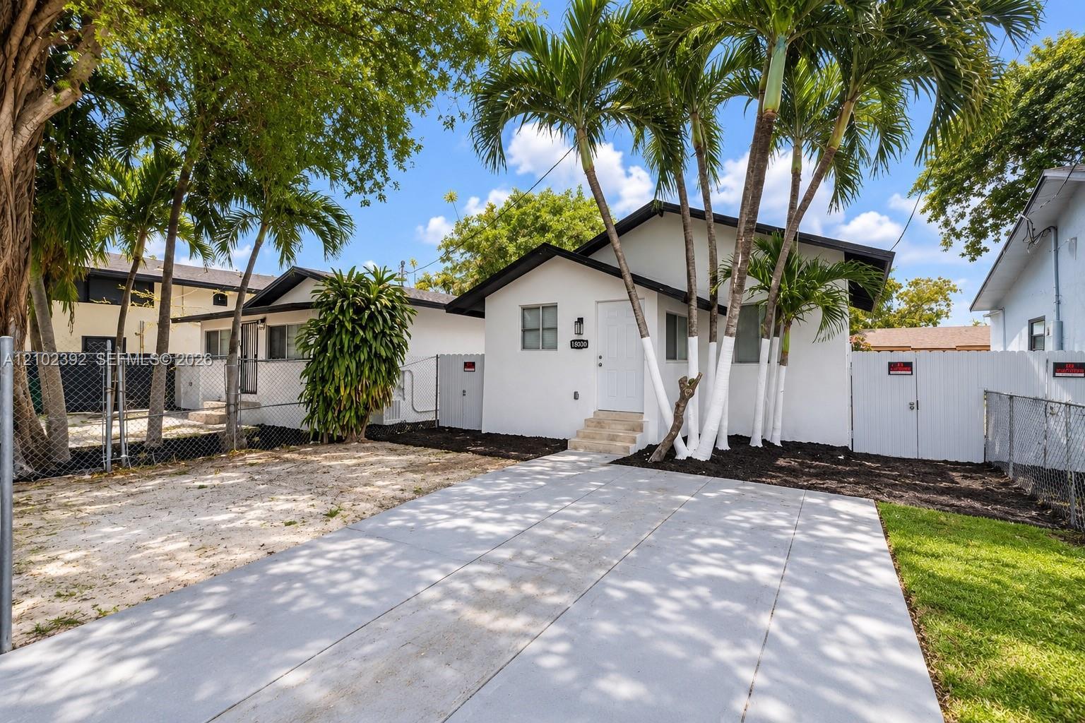 1800 SW 3rd St APT C, Miami FL 33135 photo 2