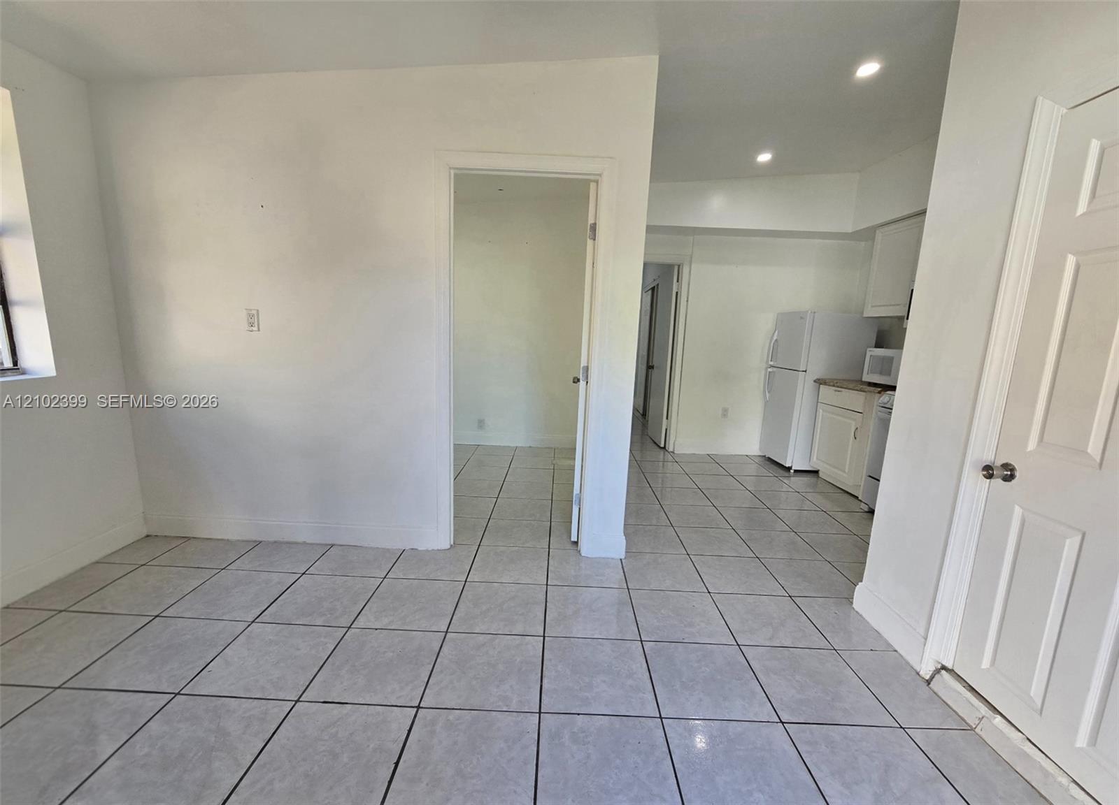 2957 SW 36th Ct # 5, Miami FL 33133 photo 2