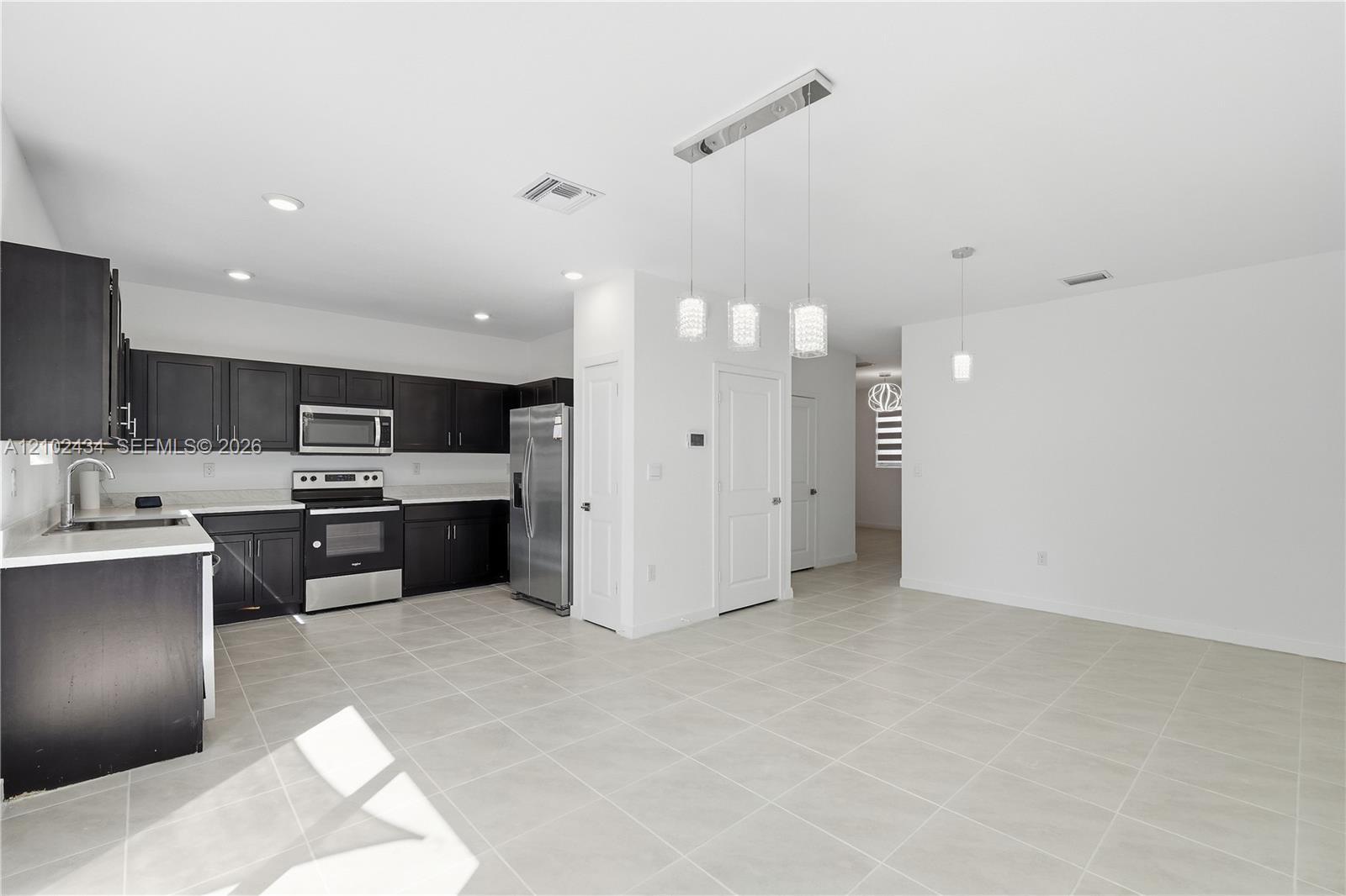 1732 SE 9th Ave # 0, Florida City FL 33034 photo 4