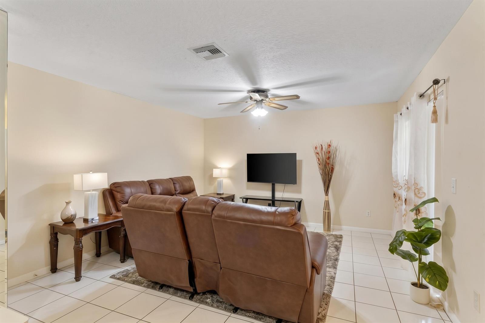 2324 LENA Lane, West Palm Beach FL 33415 photo 3