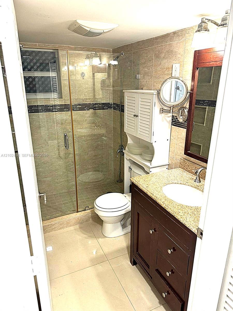 5461 W 24th Ave # 25, Hialeah FL 33016 photo 3