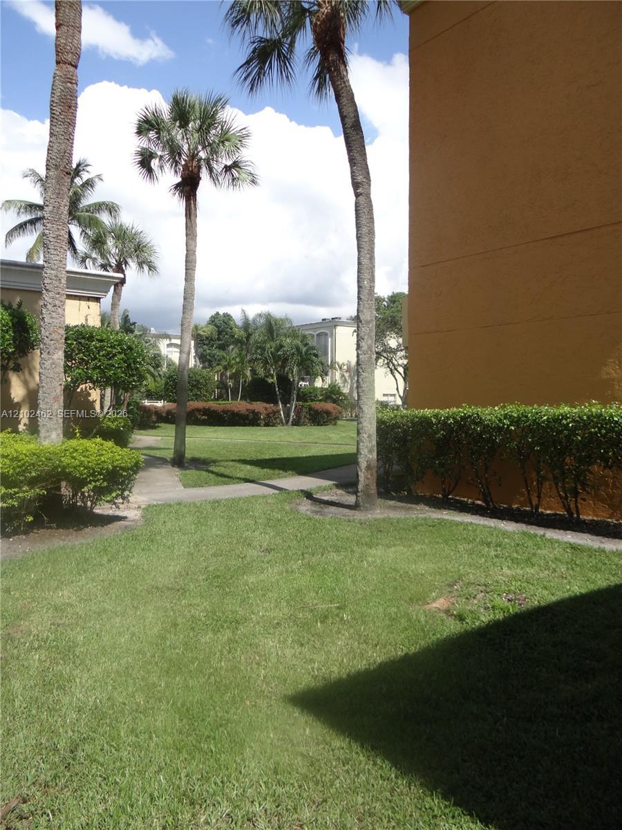 17901 NW 68th Ave # R207, Hialeah FL 33015 photo 3