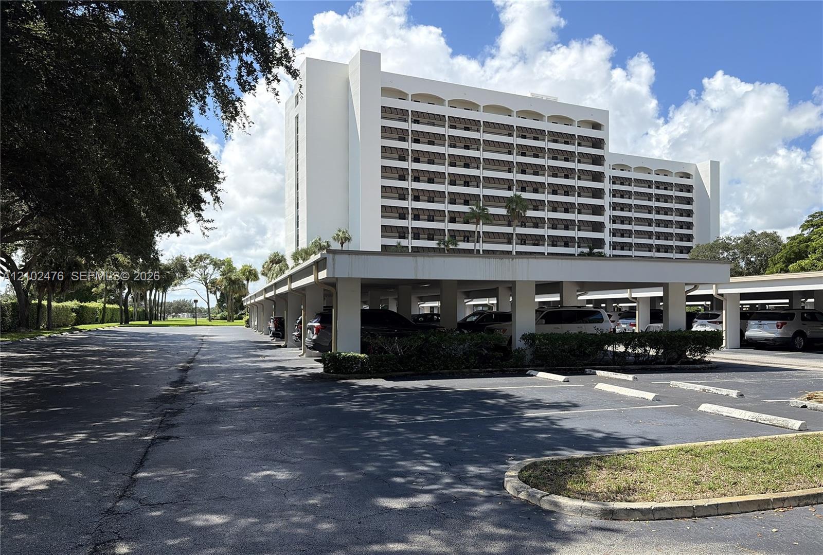 356 Golfview Rd # 305, North Palm Beach FL 33408 photo 2