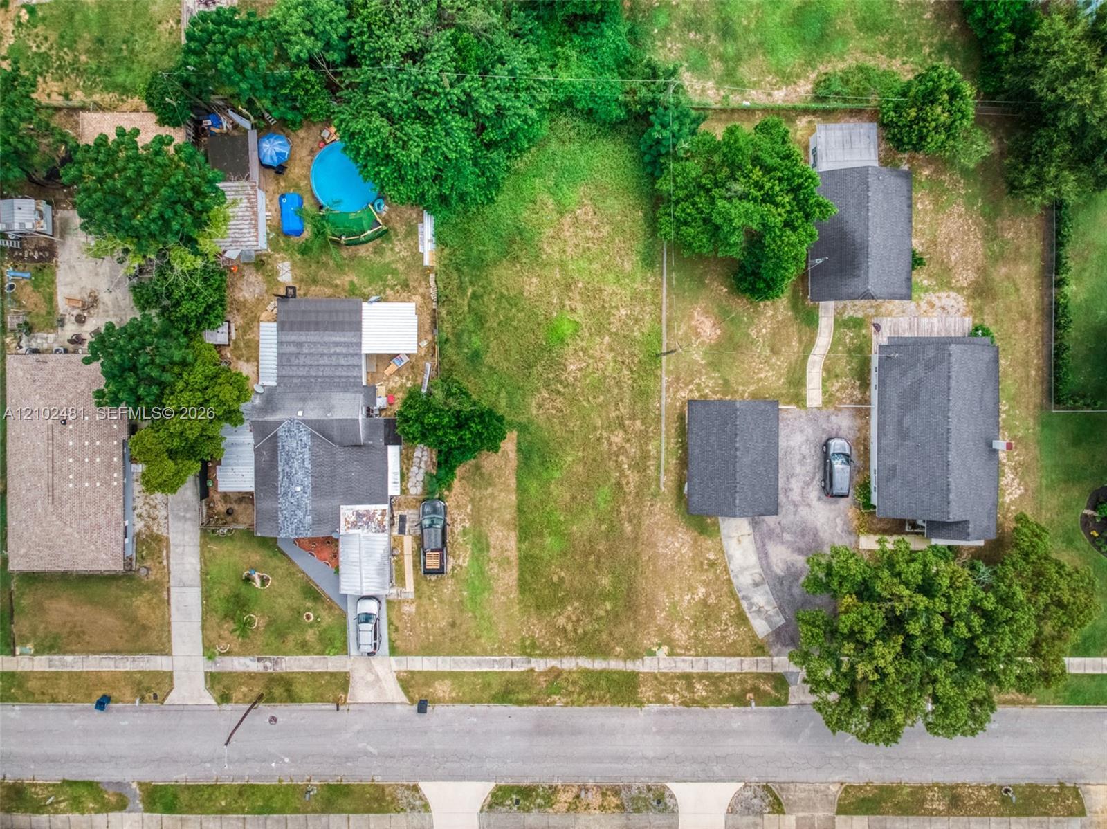 345 Matlo Avenue, Sebring FL 33870 photo 2